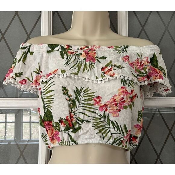 Floral Cropped Off the Shoulder knit Top size small - Picture 1 of 3